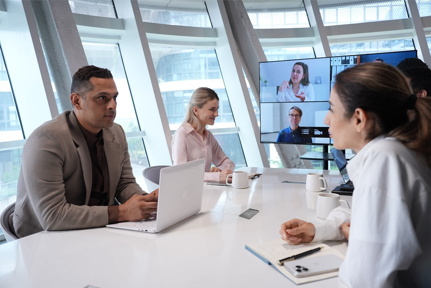 Goodbye to Chaos! How RECPOINT NOTE Revolutionizes Meeting and Idea Capture with AI